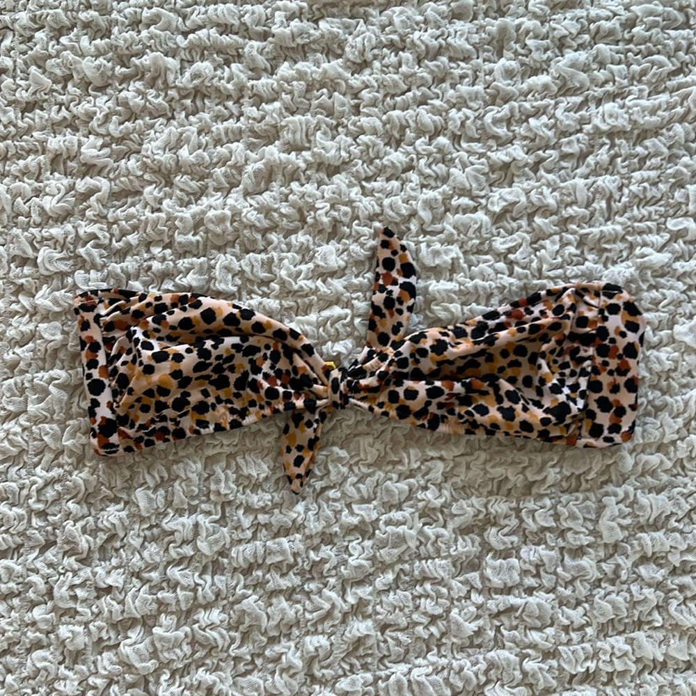 Victoria Secret Cheeta print swim top